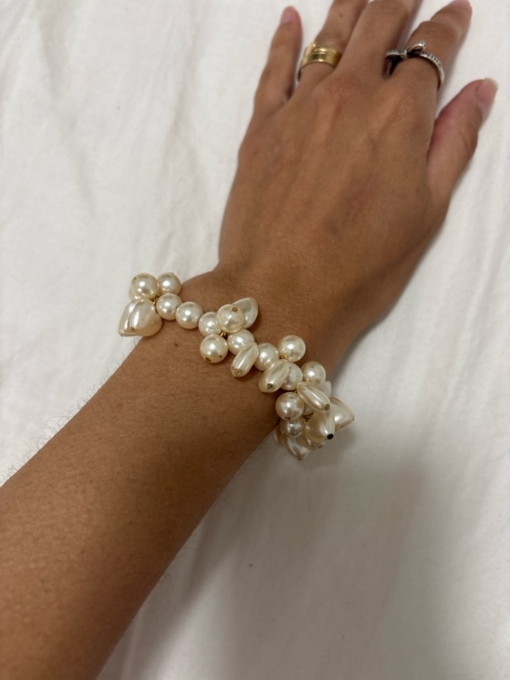 Pearl Cluster Stretch Bracelet - Cream Pearl Fashion Jewelry